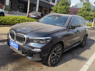 宝马X5 30i 2.0T 自动 M运动套装 