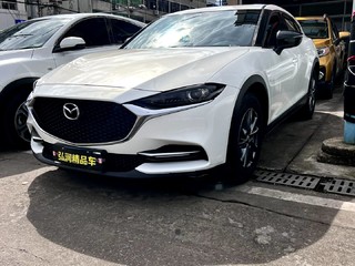 马自达CX-4 2.0L 自动 蓝天探索版 