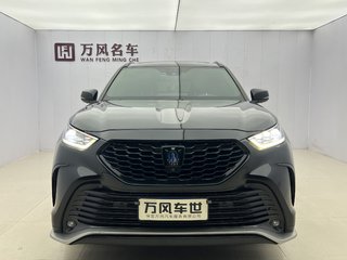 丰田皇冠陆放 2.5L 自动 尊贵版 