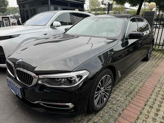 宝马5系 530Li 2.0T 自动 尊享型豪华套装 