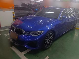 宝马3系 320Li 2.0T 自动 M运动套装 