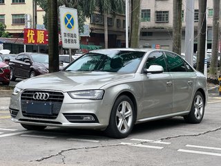 奥迪A4L 35TFSI 2.0T 自动 标准型 