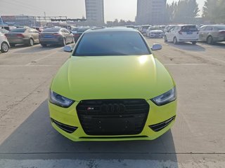 奥迪A4L 35TFSI 2.0T 自动 技术型 