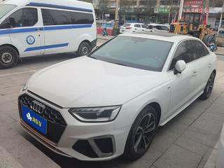 奥迪A4L 40TFSI 2.0T 自动 时尚动感型 