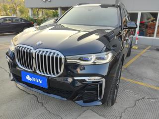 宝马X7 40i 3.0T 自动 尊享型M运动套装 