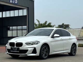 宝马1系 120i 1.5T 自动 M运动版 