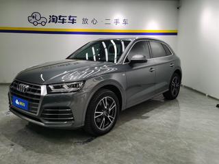 奥迪Q5L 40TFSI 2.0T 自动 荣享时尚型 