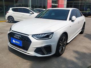 奥迪A4L 40TFSI 2.0T 自动 时尚动感型 