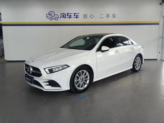 奔驰A级 A200L 1.3T 自动 改款运动轿车动感 