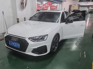 奥迪A4L 40TFSI 2.0T 自动 豪华动感型 