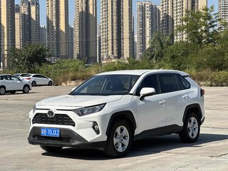 丰田RAV4 荣放 2.0L 自动 都市版 