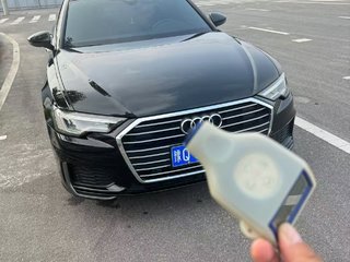 奥迪A6L 40TFSI 2.0T 自动 豪华动感型 