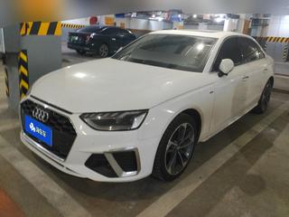 奥迪A4L 40TFSI 