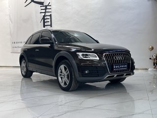 奥迪Q5 40TFSI 2.0T 自动 Plus技术型 