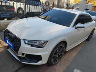 奥迪A4L 40TFSI 