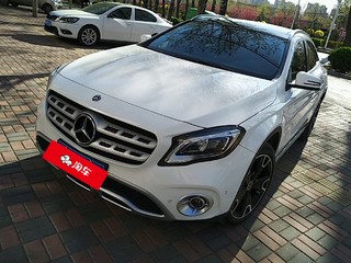 奔驰GLA 220 2.0T 自动 时尚型 