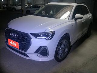 奥迪Q3 40TFSI 2.0T 自动 时尚动感型 