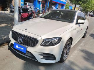 奔驰E级 E300L 2.0T 自动 运动时尚型 