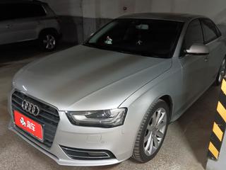 奥迪A4L 35TFSI 2.0T 自动 舒适型 