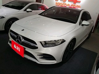 奔驰A级 A180L 1.3T 自动 运动轿车版 