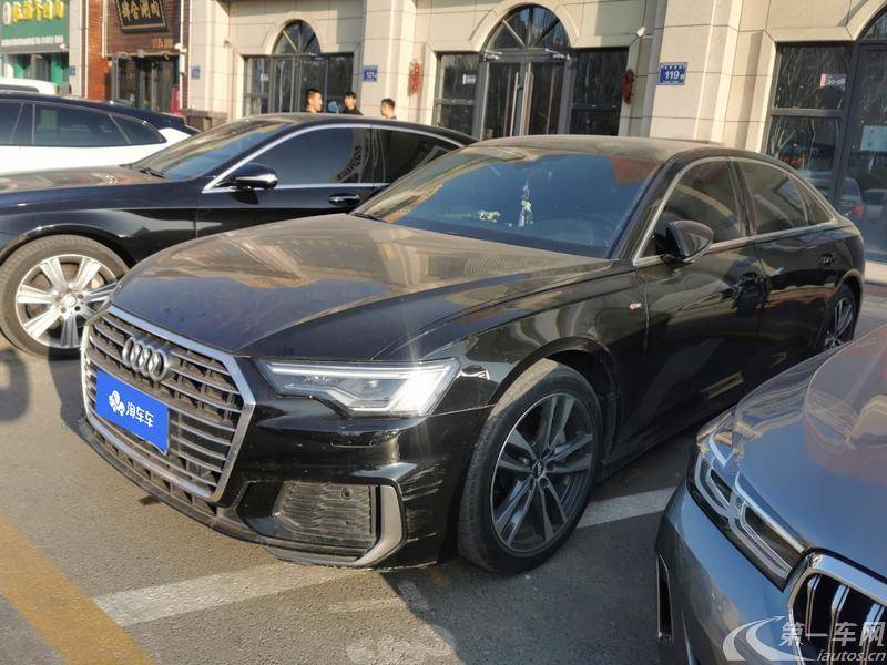 奥迪A6L 40TFSI 2021款 2.0T 自动 豪华动感型 (国Ⅵ) 