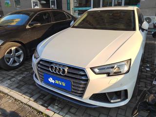 奥迪A4L 40TFSI 2.0T 自动 时尚型 