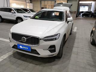 沃尔沃XC60 B5 2.0T 自动 智逸豪华版 