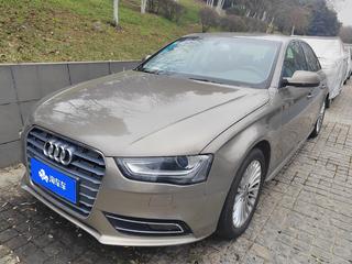 奥迪A4L 35TFSI 2.0T 自动 舒适型 