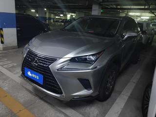 雷克萨斯NX 200 2.0L 自动 锋尚版 