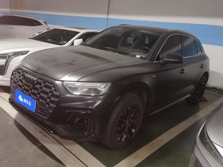 奥迪Q5L 40TFSI 2.0T 自动 豪华动感型 