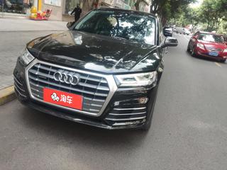 奥迪Q5L 45TFSI 2.0T 自动 尊享时尚型 