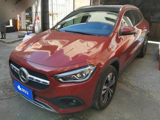 奔驰GLA 220 2.0T 自动 