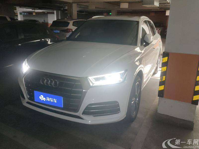 奥迪Q5L 40TFSI 2018款 2.0T 自动 荣享时尚型 (国Ⅴ) 