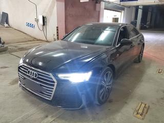 奥迪A6L 45TFSI 