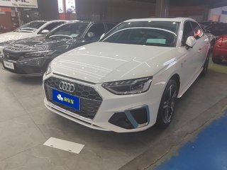 奥迪A4L 40TFSI 2.0T 自动 豪华动感型 