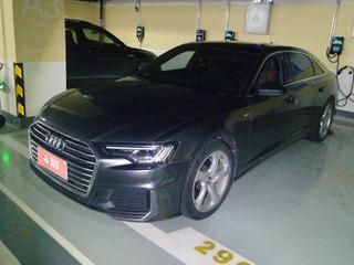 奥迪A6L 45TFSI 