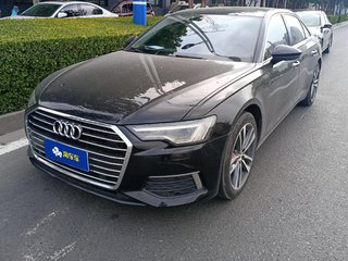 奥迪A6L 40TFSI 