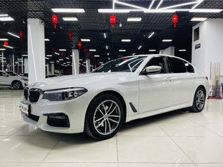 宝马5系 525Li 2.0T 自动 M运动套装 