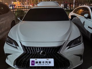 雷克萨斯ES 300h 2.5L 自动 卓越版 