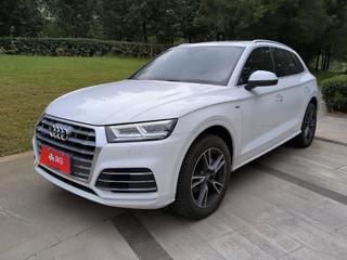 奥迪Q5L 40TFSI 2.0T 自动 荣享时尚型 