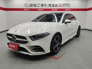 奔驰A级 A180L 1.3T 自动 运动轿车版 