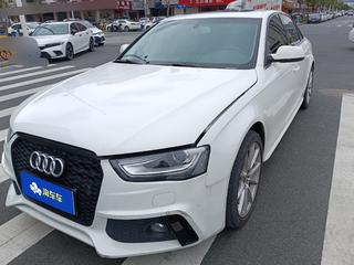 奥迪A4L 35TFSI 2.0T 自动 舒适型 