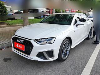 奥迪A4L 40TFSI 2.0T 自动 时尚动感型 