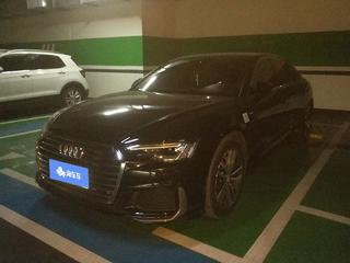 奥迪A6L 40TFSI 2.0T 自动 豪华动感型 