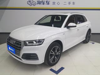 奥迪Q5L 40TFSI 2.0T 自动 荣享时尚型 