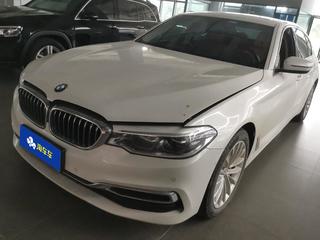 宝马5系 530Li 2.0T 自动 尊享型豪华套装 