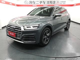 奥迪Q5L 40TFSI 2.0T 自动 改款荣享时尚型 