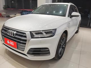 奥迪Q5L 40TFSI 2.0T 自动 荣享时尚型 