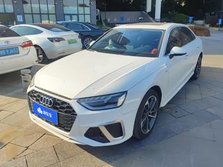 奥迪A4L 40TFSI 2.0T 自动 时尚动感型 