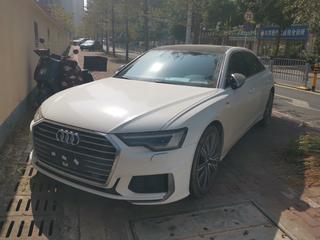 奥迪A6L 45TFSI 